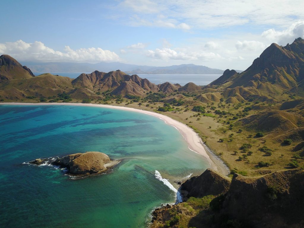 padar island komodo