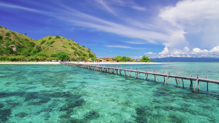 Visit Kenawa Island In Komodo