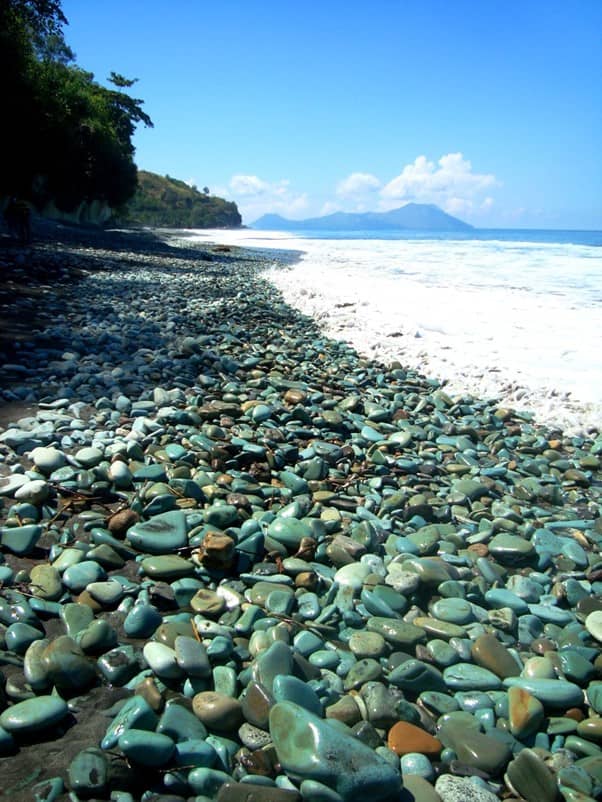 Blue Stone Beach Penggajawa Flores Indonesia